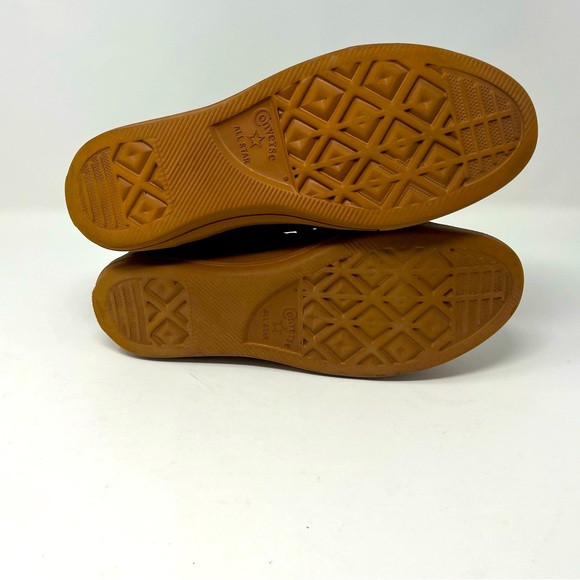 Converse Unisex CTAS Ultra Lightweight Mid Top Sneaker, M 8.5 / W 10.5, EC - Picture 5 of 5